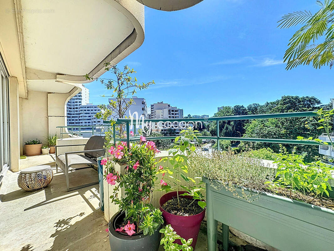 Appartement à LYON-9E