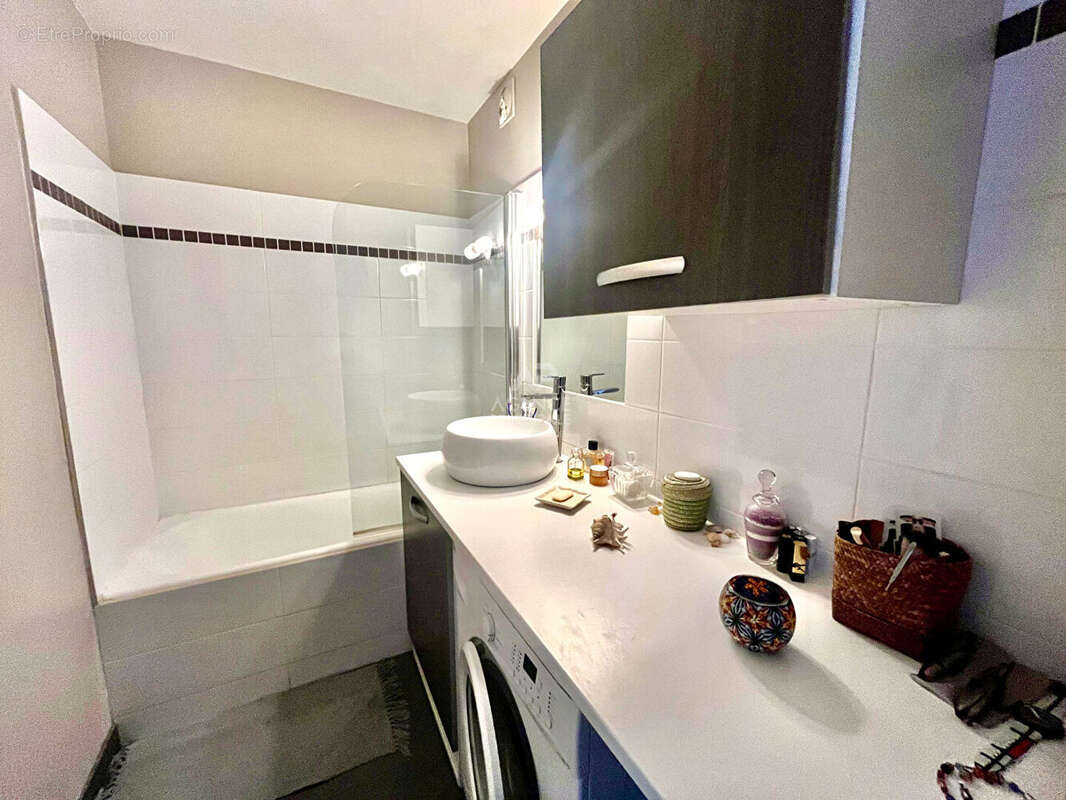 Appartement à NANTERRE