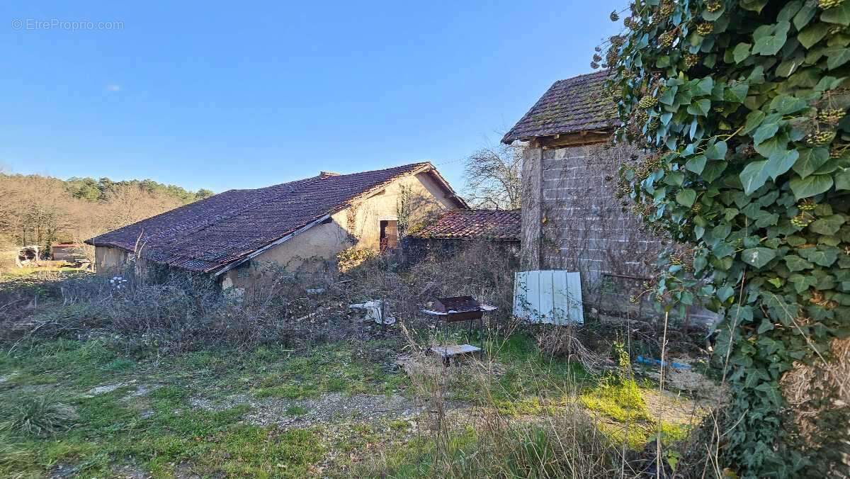 Maison à SORGES