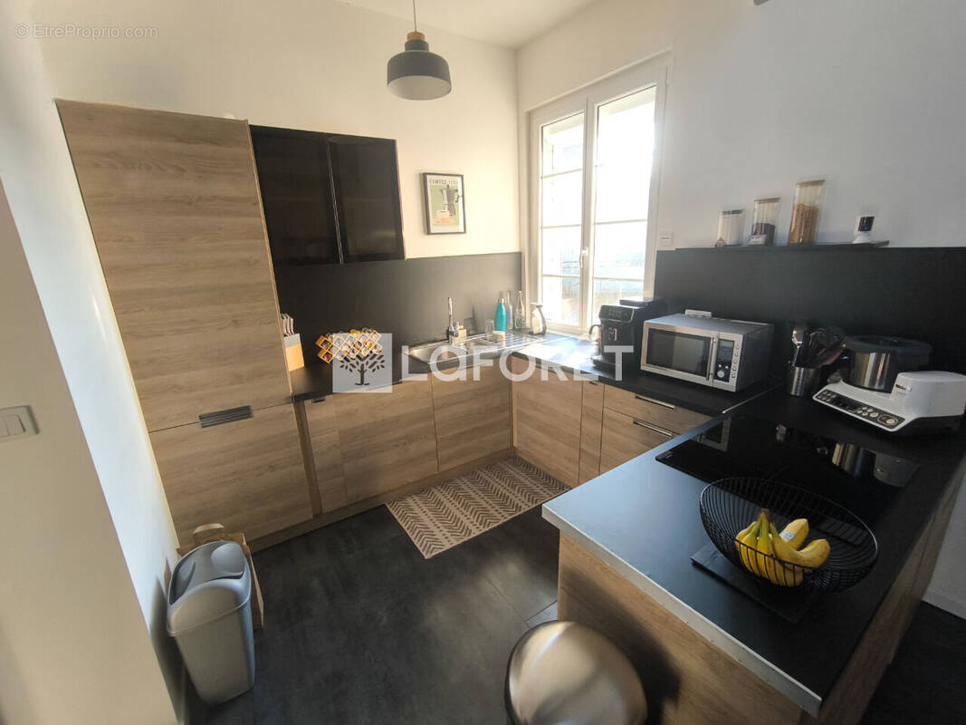 Appartement à SAINT-LEGER-DU-BOURG-DENIS