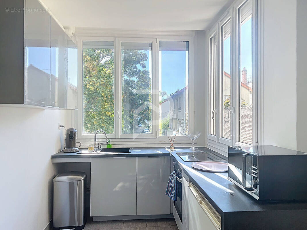 Appartement à BOURG-LA-REINE