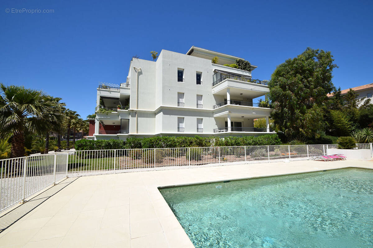 Appartement à SAINT-RAPHAEL