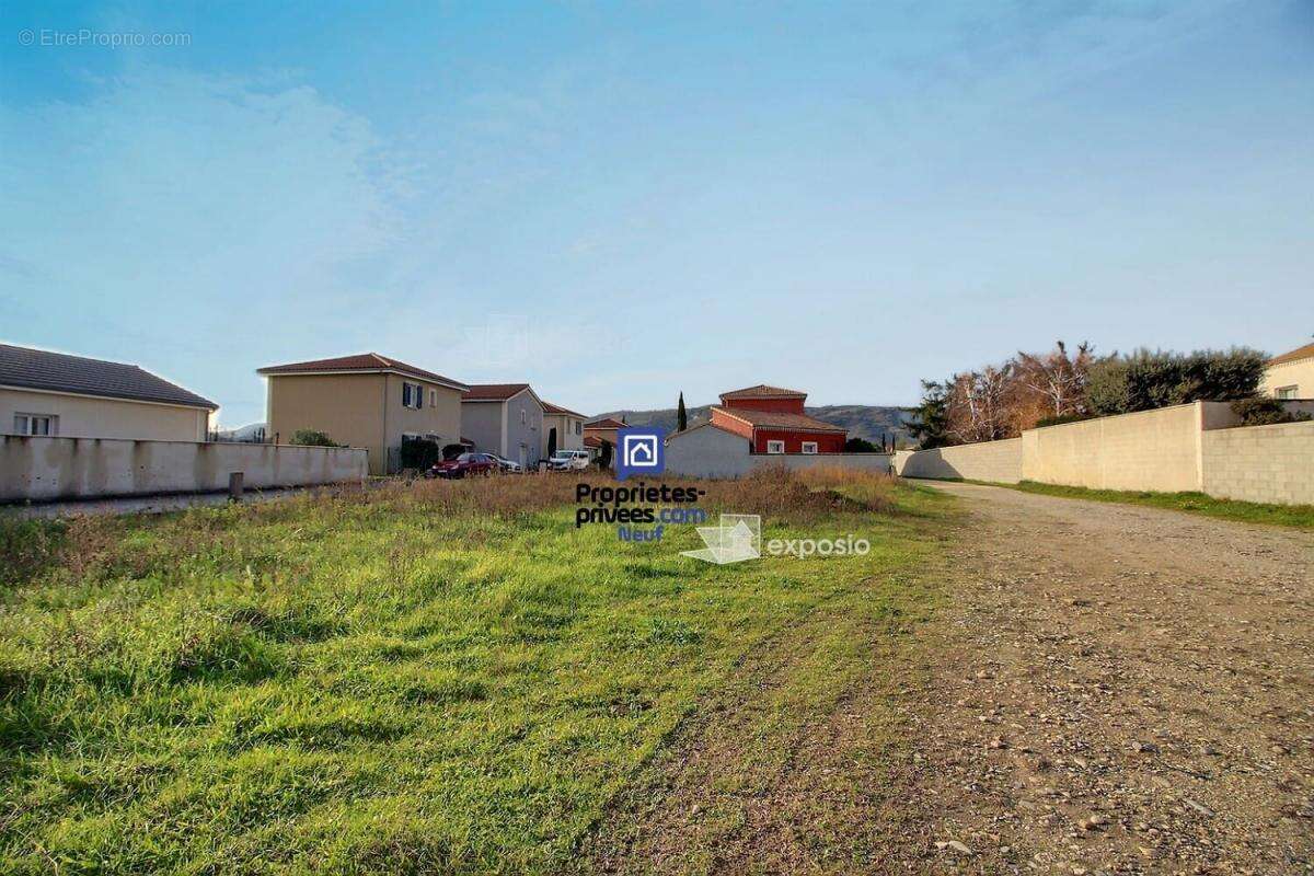 Terrain à TOURNON-SUR-RHONE