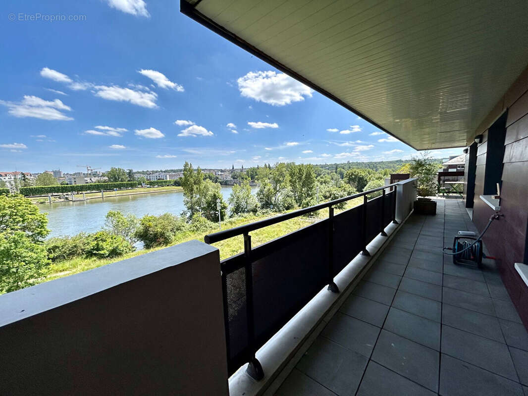 Appartement à CARRIERES-SOUS-POISSY