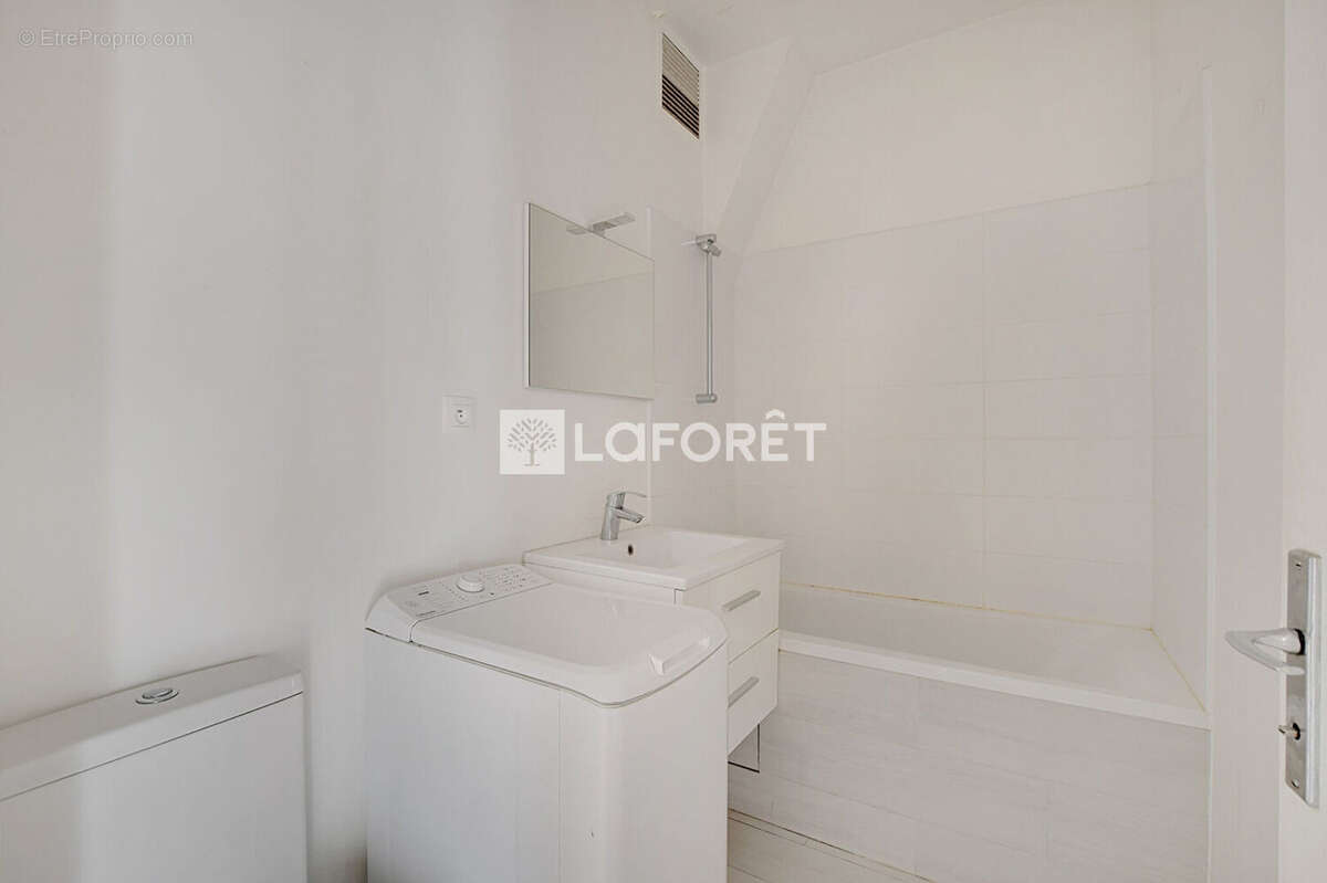 Appartement à PARIS-11E