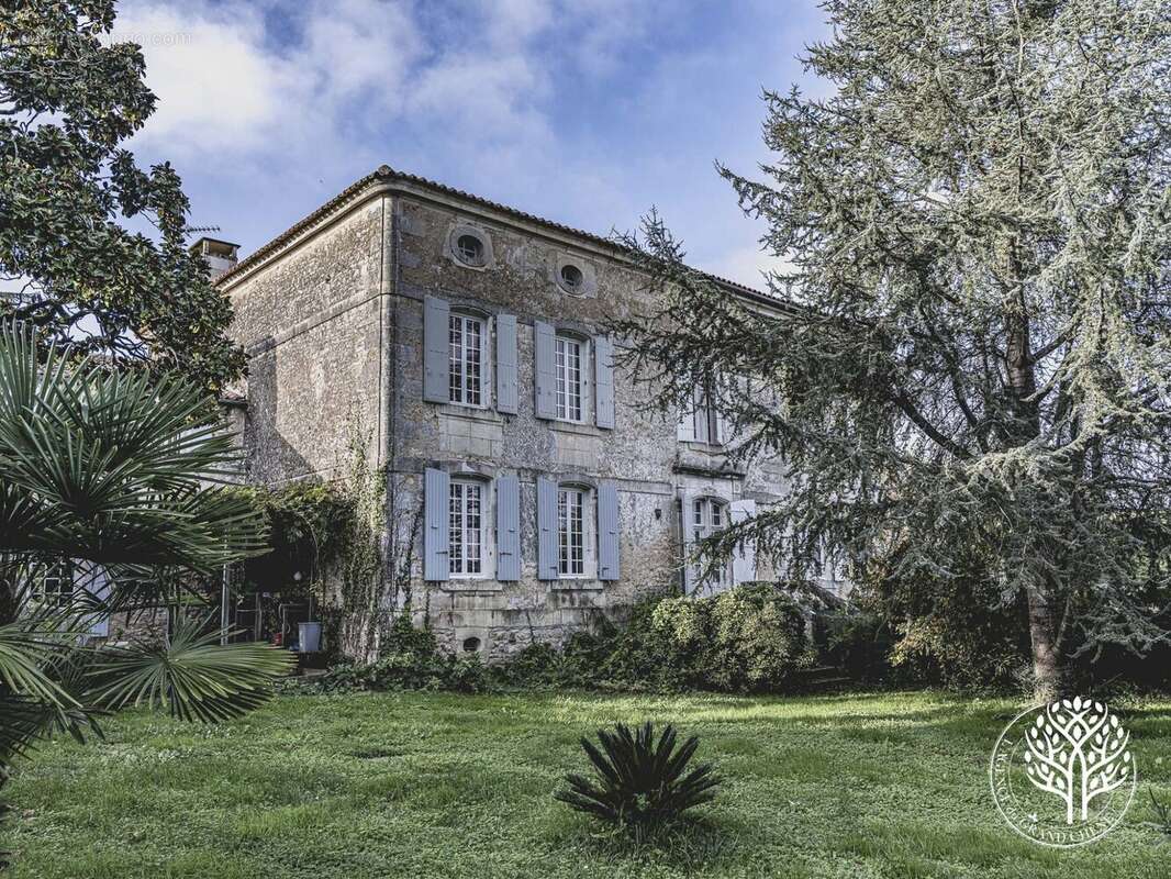 agence immobilière demeure - Maison à ROCHEFORT