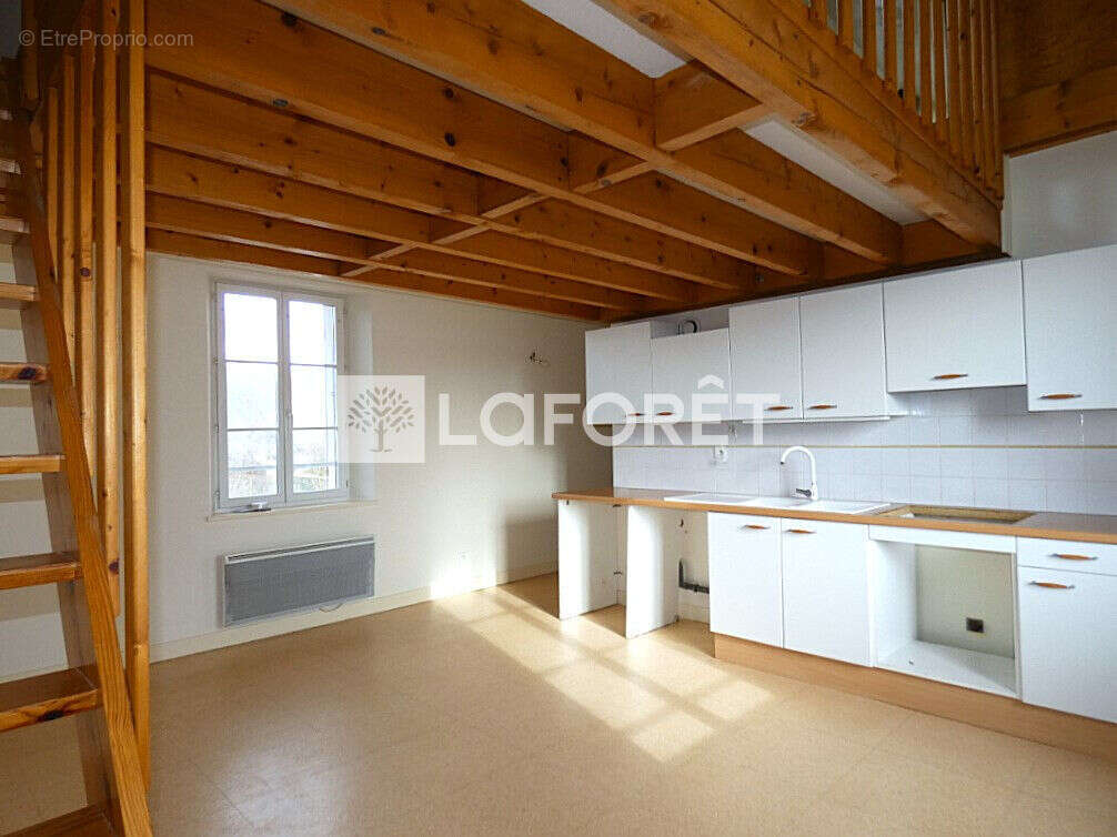 Appartement à GOUVIEUX