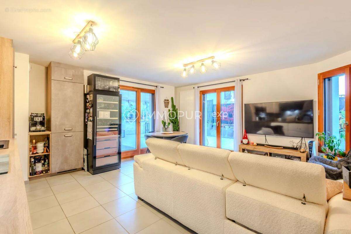 Appartement à EVIAN-LES-BAINS