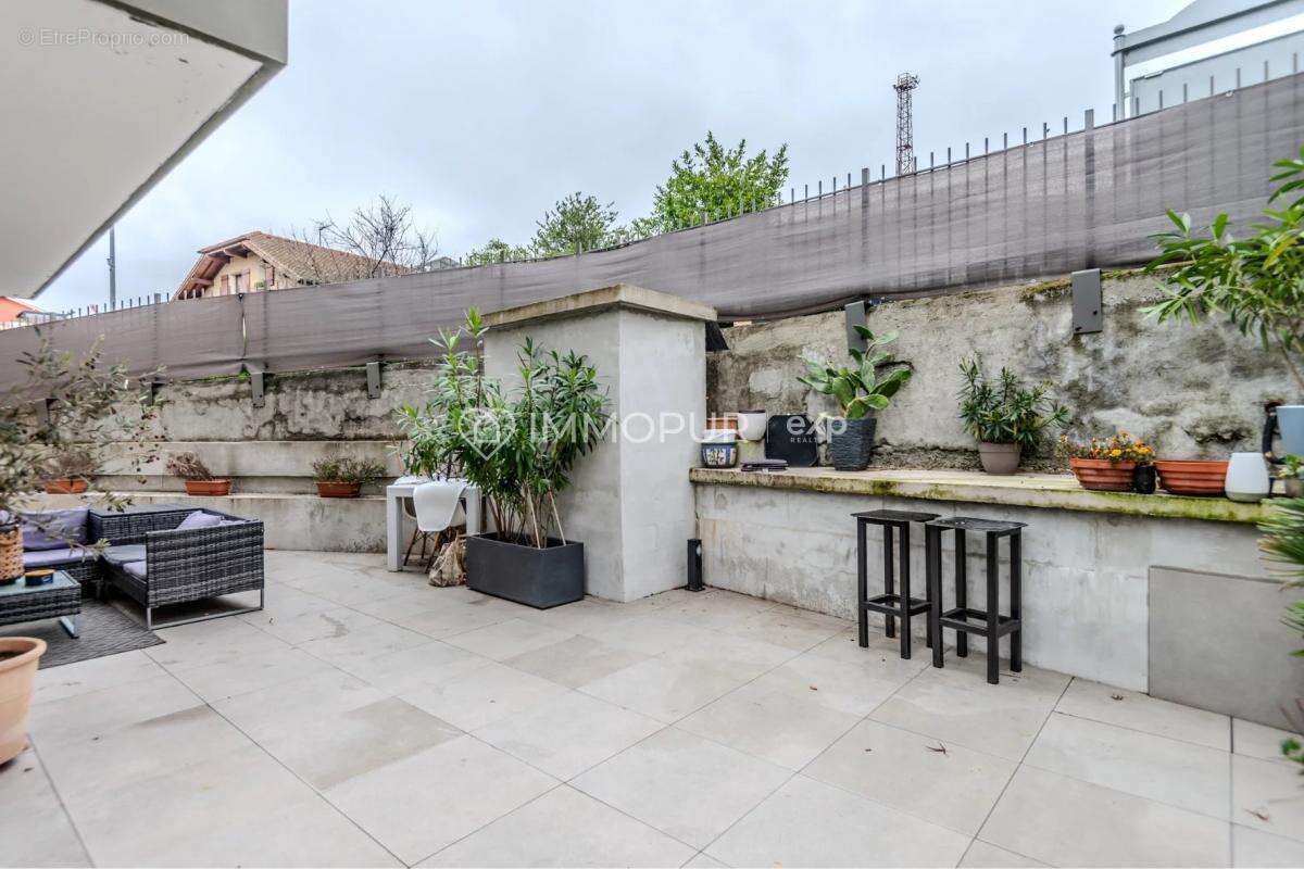 Appartement à EVIAN-LES-BAINS