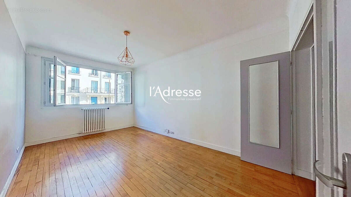 Appartement à ISSY-LES-MOULINEAUX