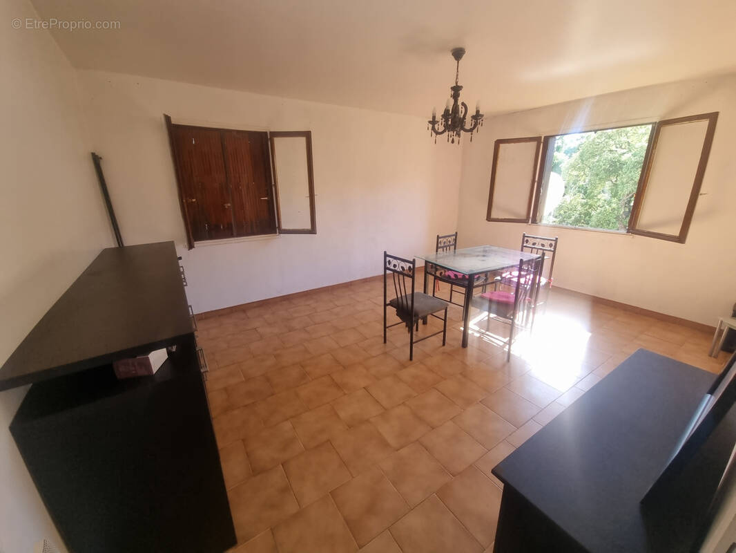 Appartement à SARI-SOLENZARA