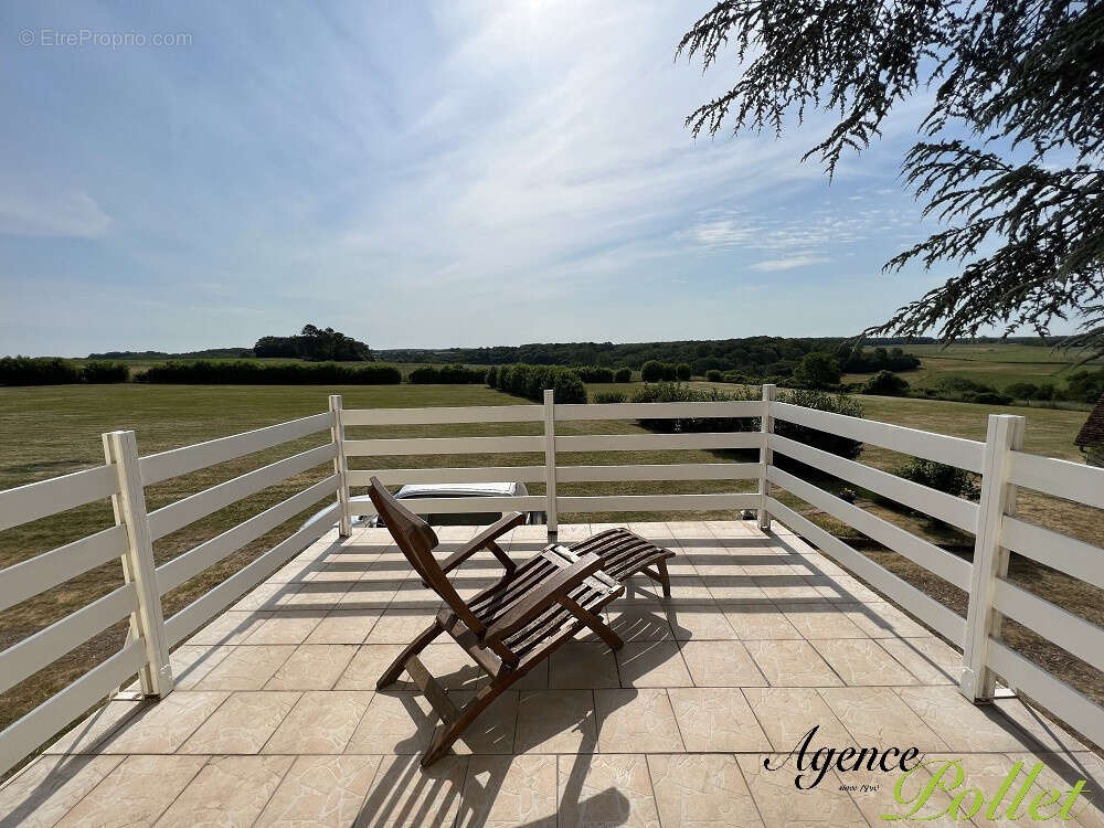 Maison à BONNY-SUR-LOIRE