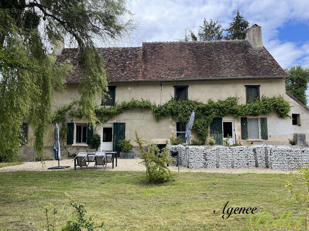 Maison à VAILLY-SUR-SAULDRE