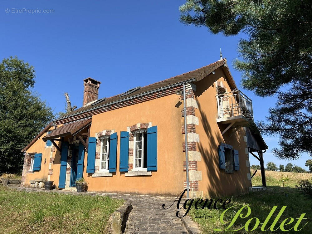 Maison à AUBIGNY-SUR-NERE