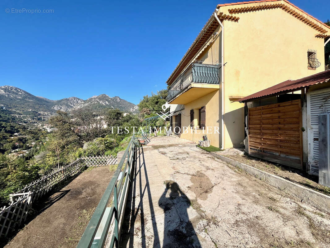 Maison à MENTON