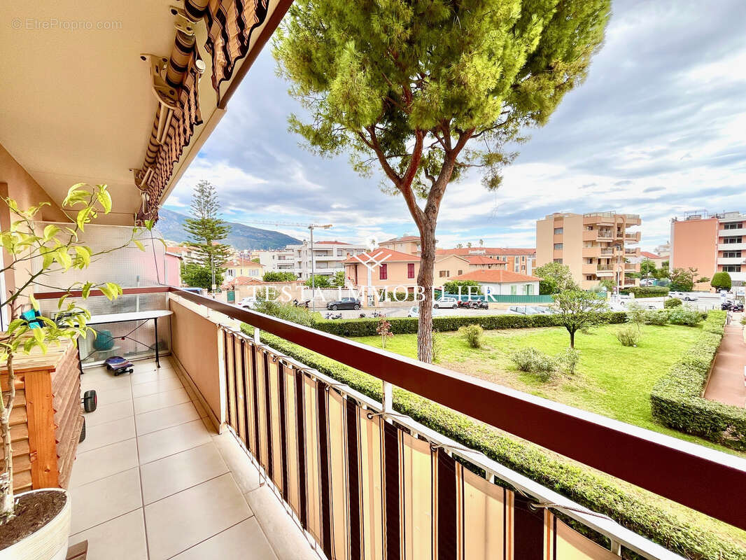 Appartement à ROQUEBRUNE-CAP-MARTIN