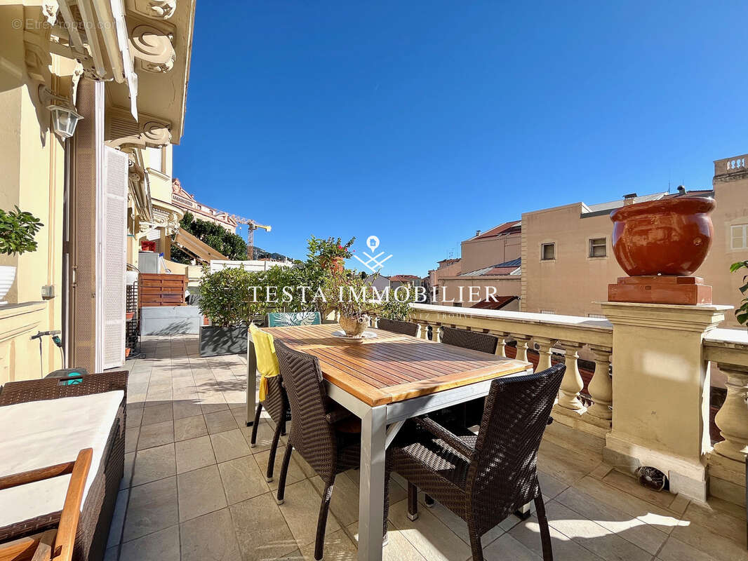 Appartement à MENTON