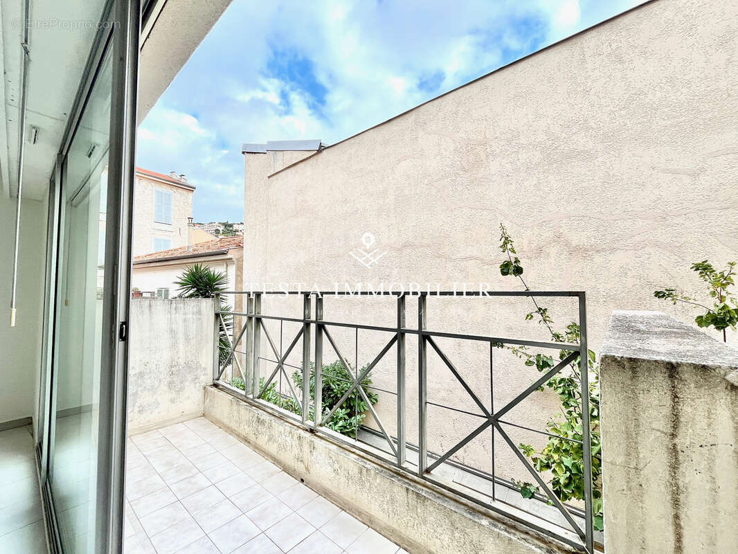 Appartement à MENTON