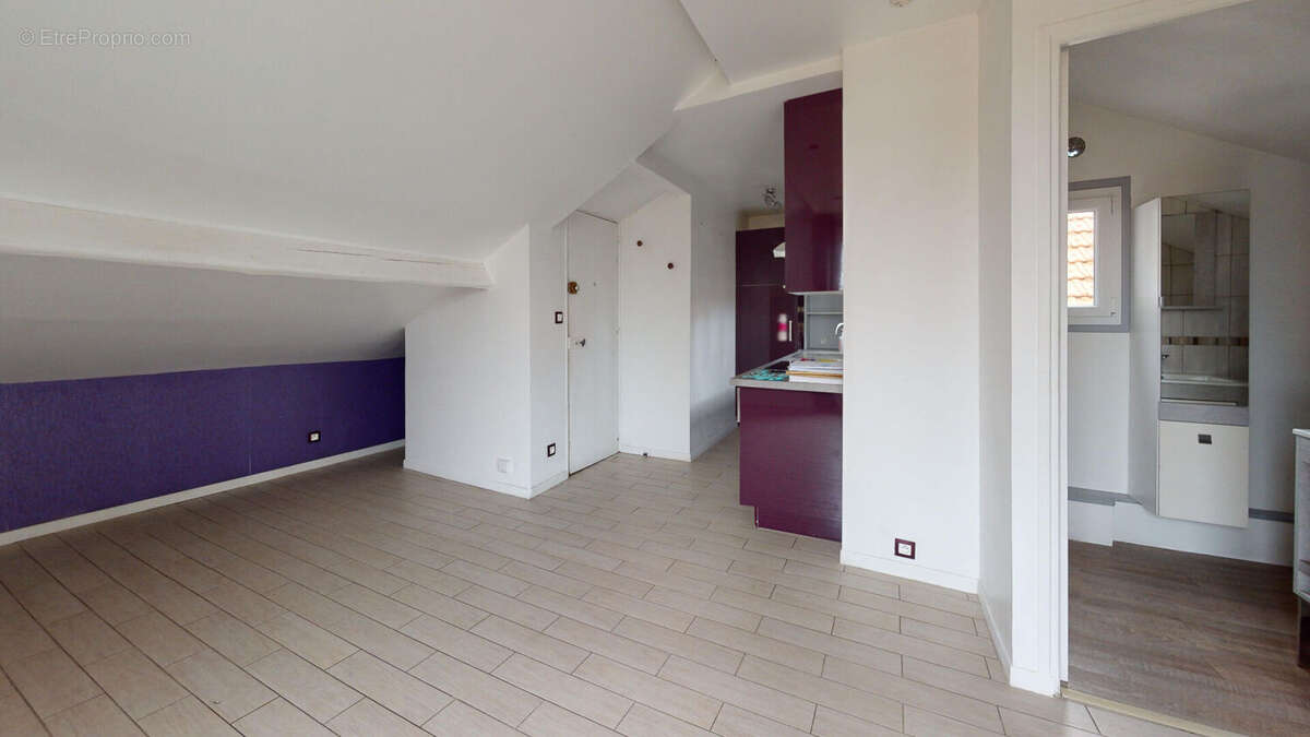 Appartement à HOUILLES