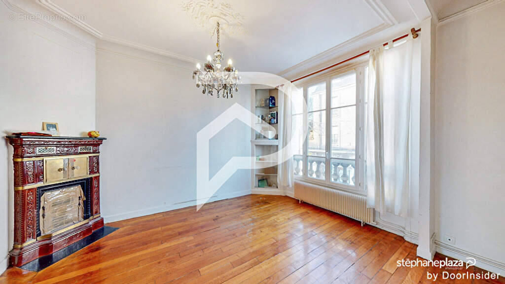 Appartement à HOUILLES