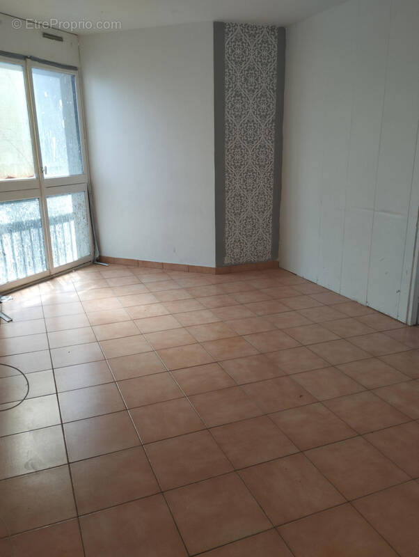 Appartement à GRIGNY