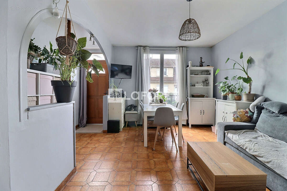 Appartement à SAINT-DENIS