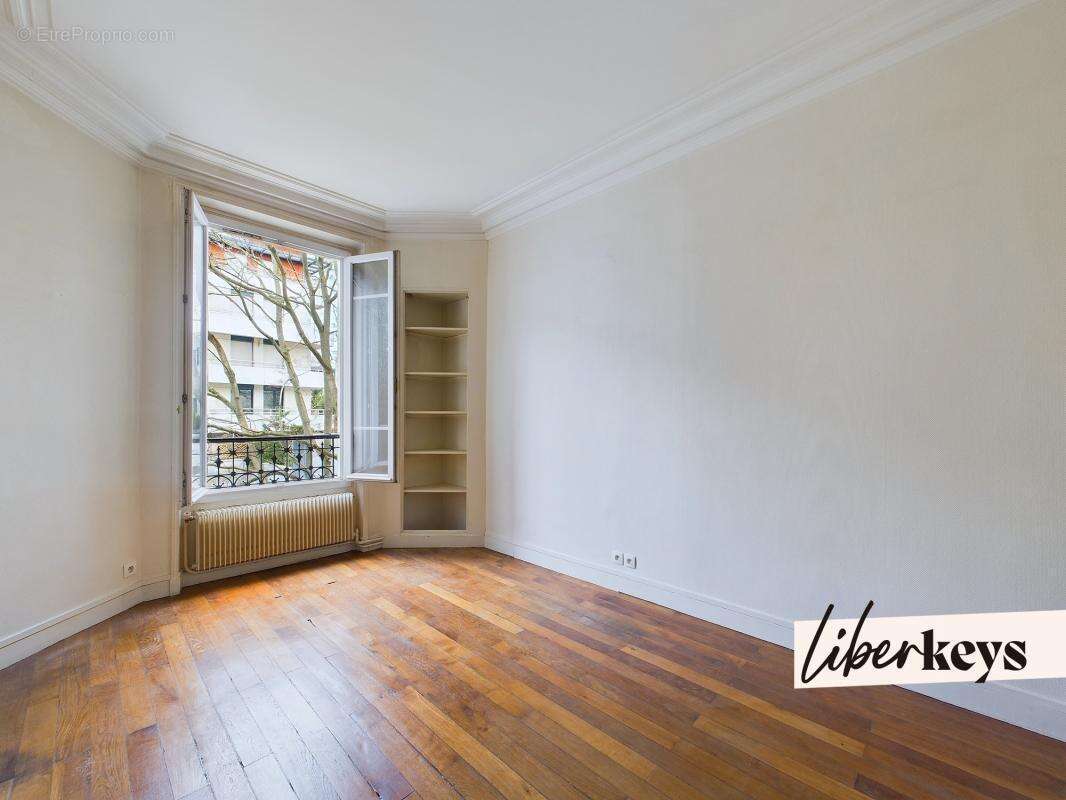 Appartement à ISSY-LES-MOULINEAUX