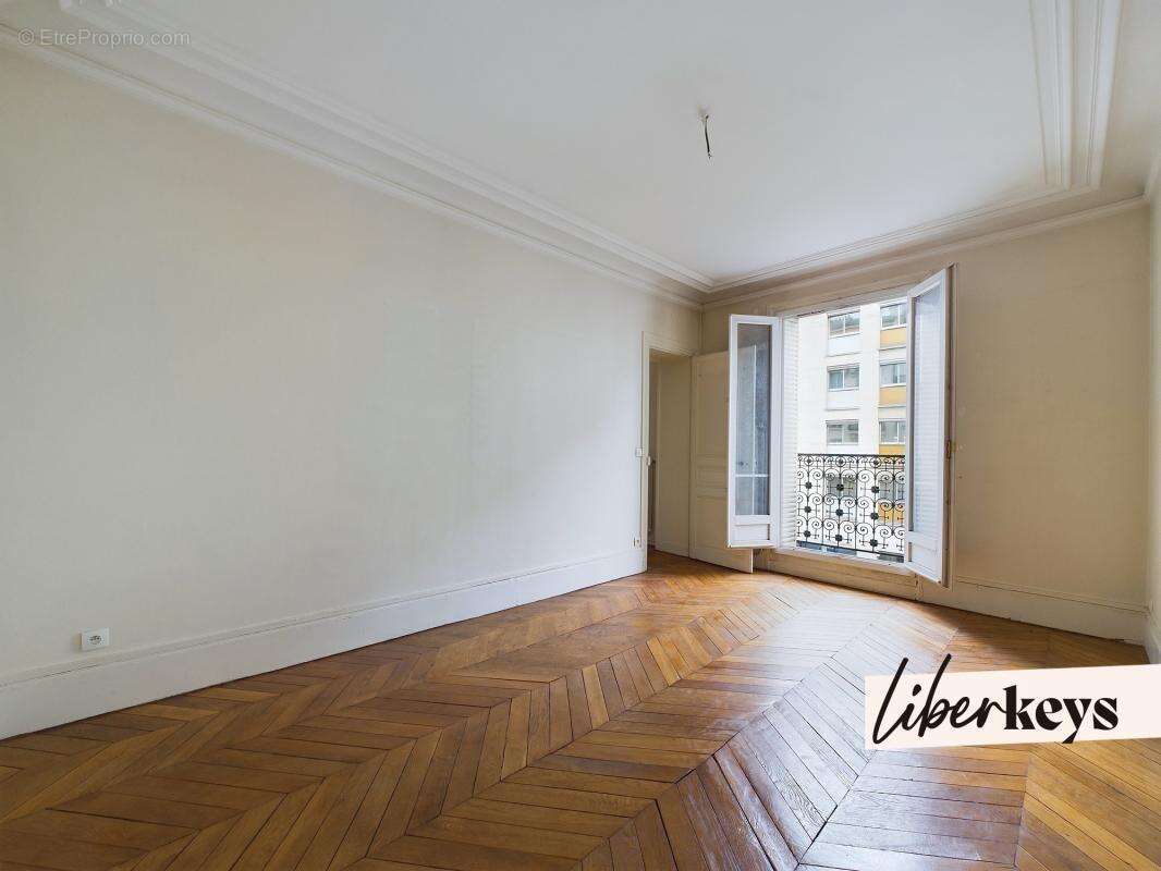 Appartement à ISSY-LES-MOULINEAUX