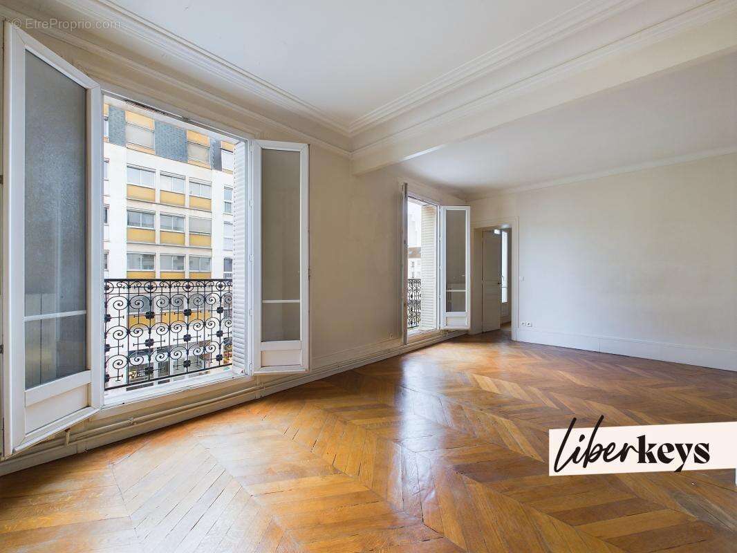 Appartement à ISSY-LES-MOULINEAUX