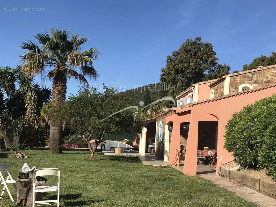 Maison à LE LAVANDOU