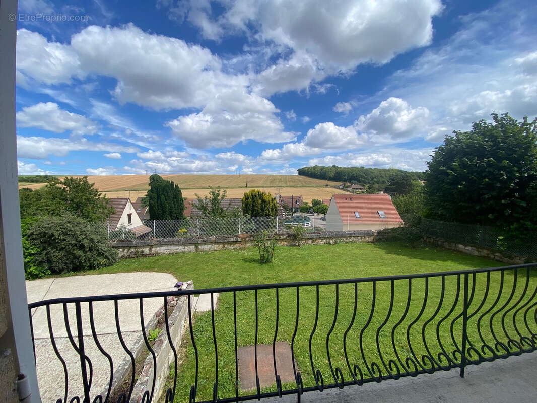 Maison à PUISEUX-LE-HAUBERGER