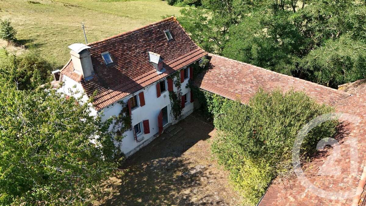 Maison à ARTHEZ-DE-BEARN