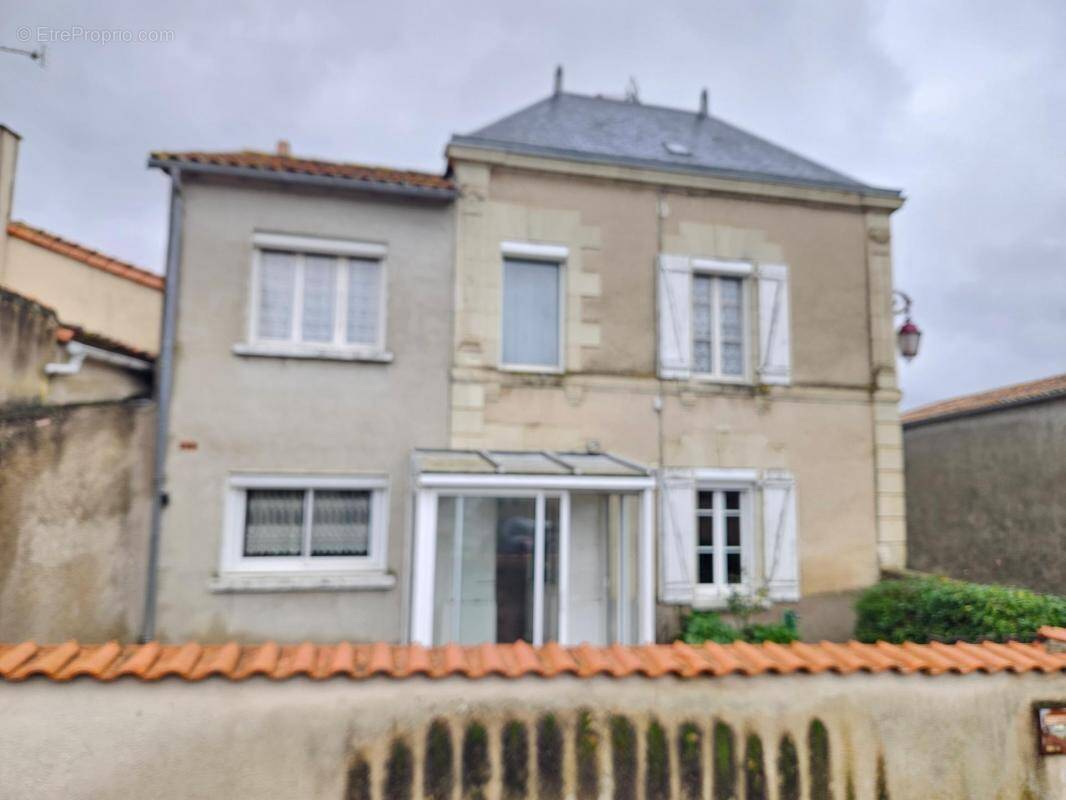 Maison à THOUARS