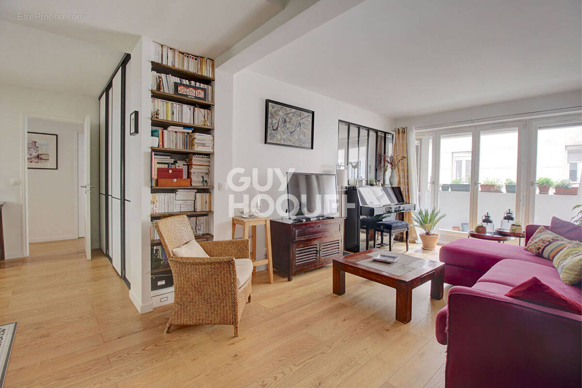 Appartement à PARIS-20E