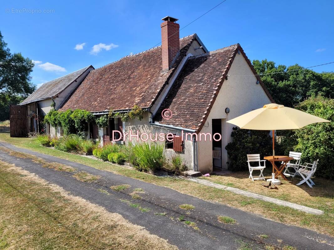 Maison à ARTANNES-SUR-INDRE