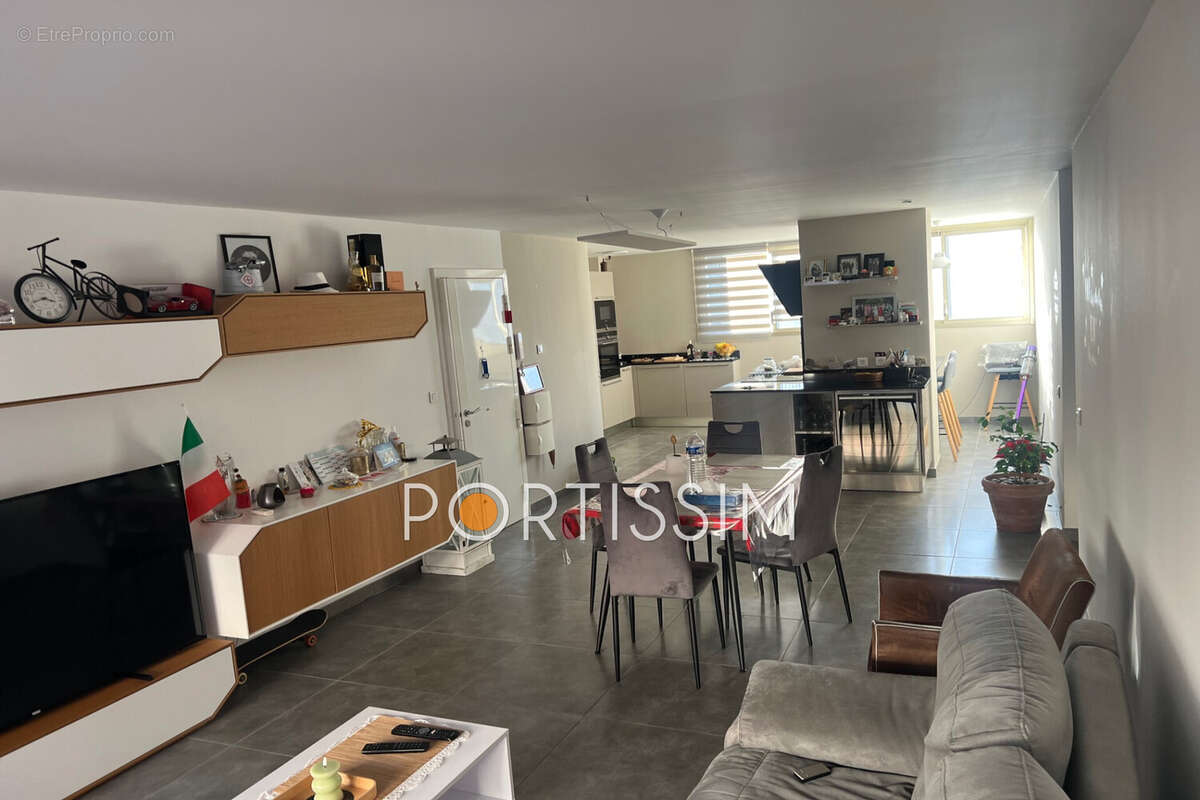 Appartement à CAGNES-SUR-MER