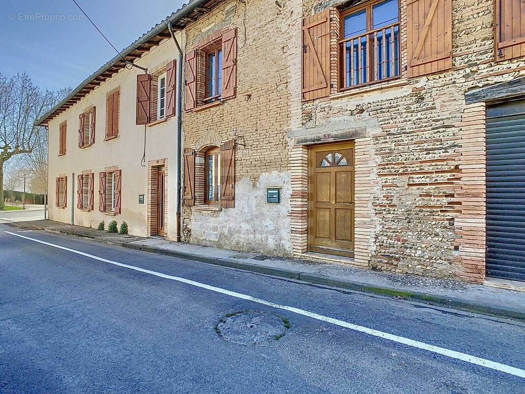 Maison à LISLE-SUR-TARN