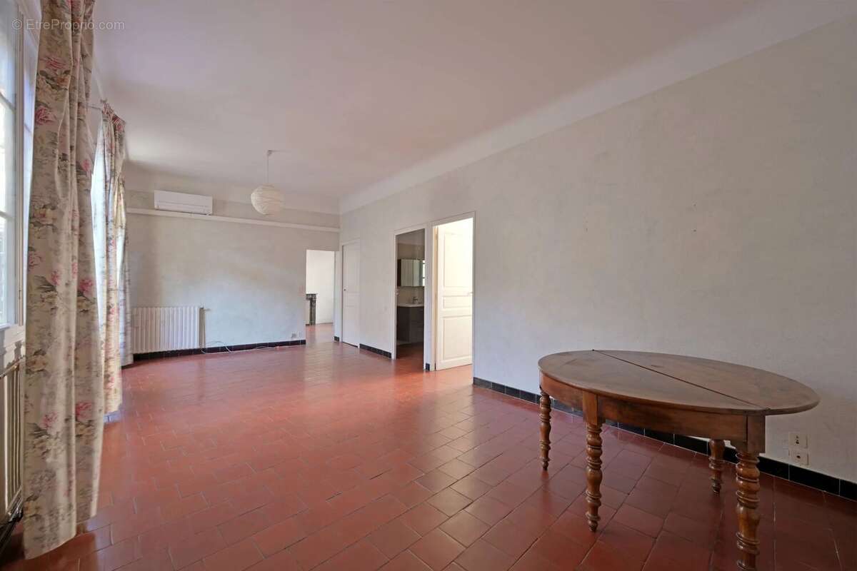 Appartement à ARLES