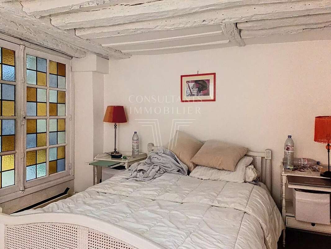 Appartement à PARIS-7E