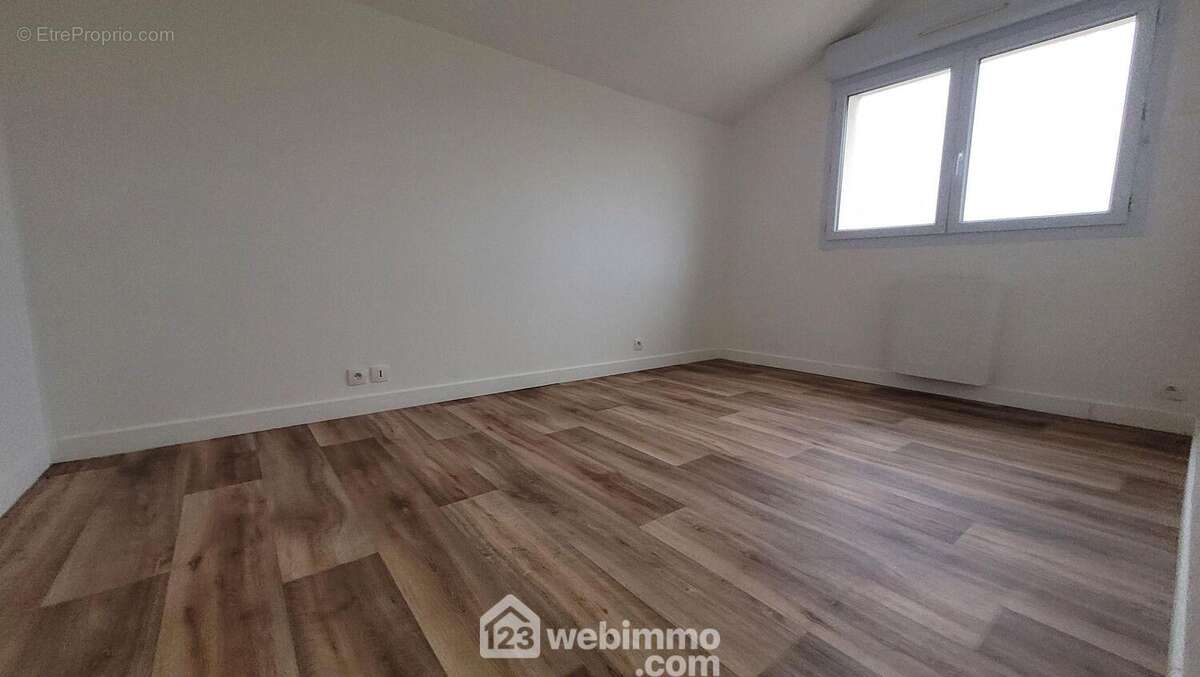 Une seconde chambre - Appartement à ANGLES