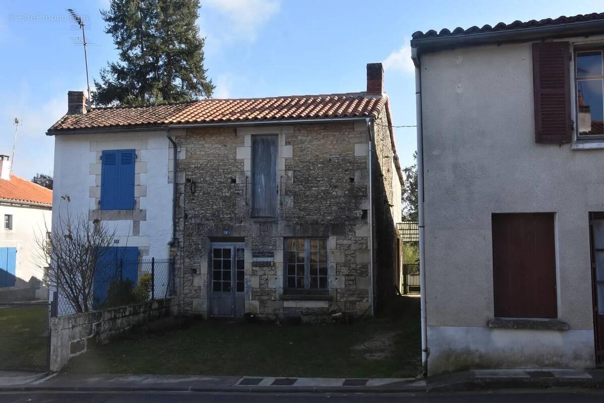 Maison à PAYROUX