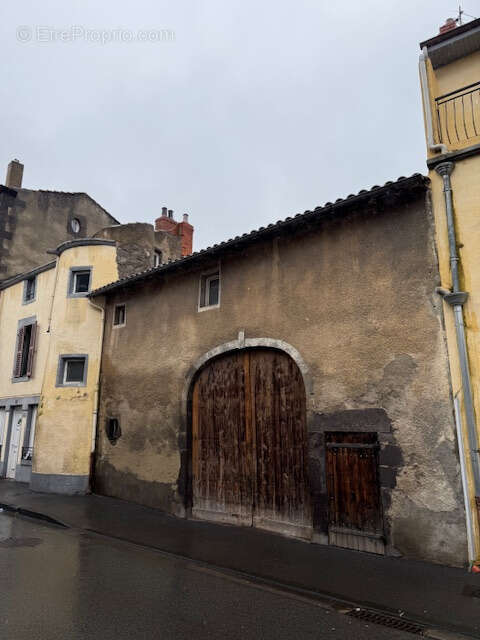 Parking à RIOM