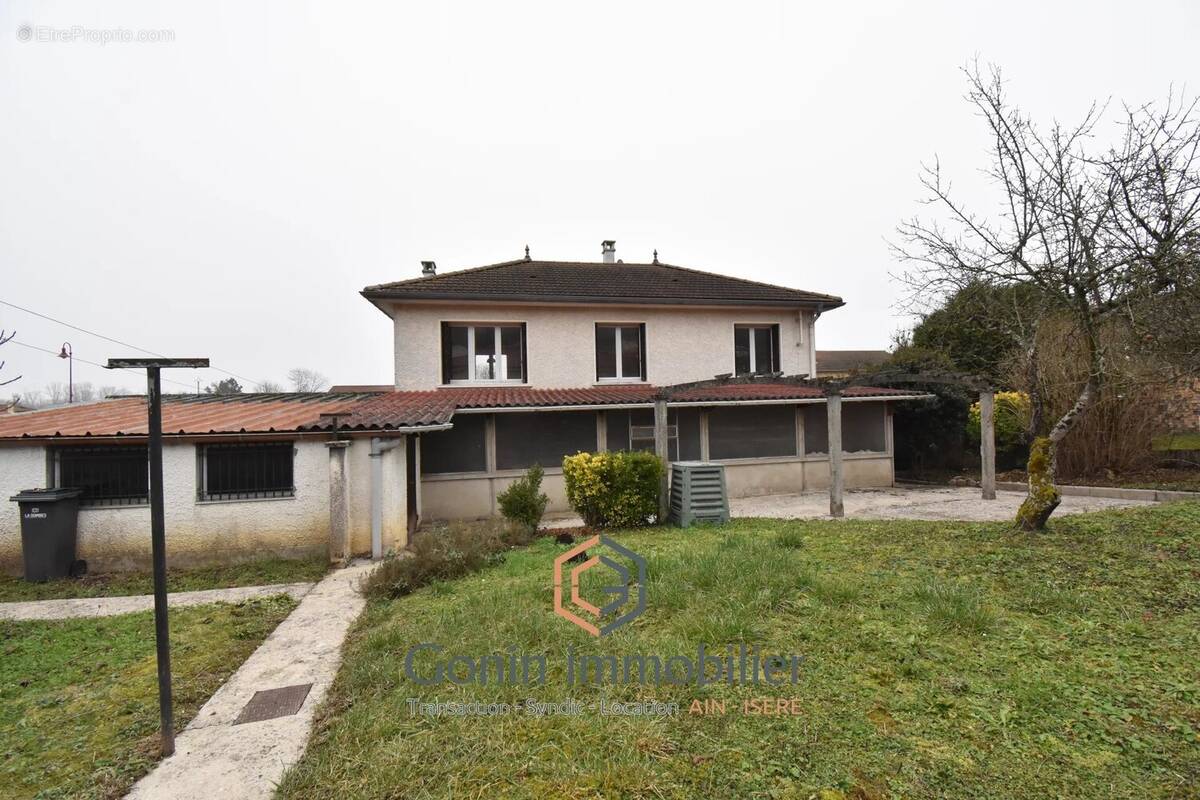 Maison à CHATILLON-LA-PALUD