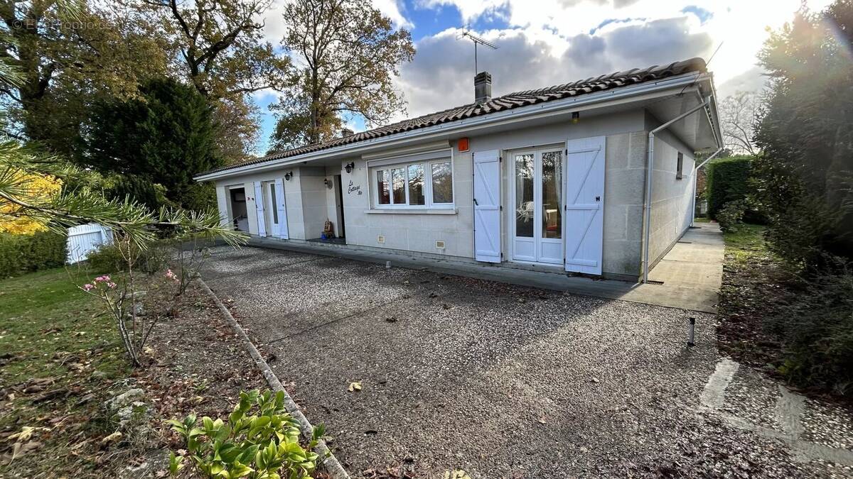 Maison à CHEVANCEAUX