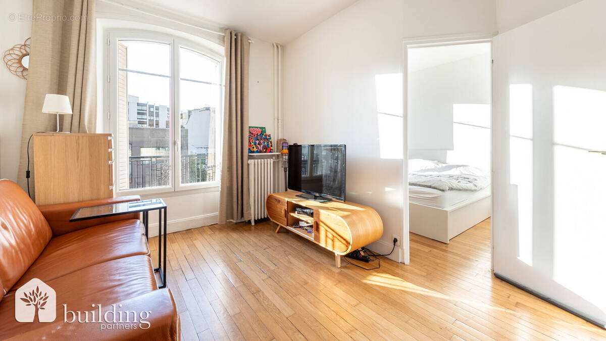 Appartement à PARIS-17E