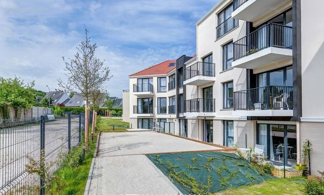 Appartement à DOURDAN