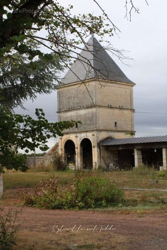 Maison à JONZAC