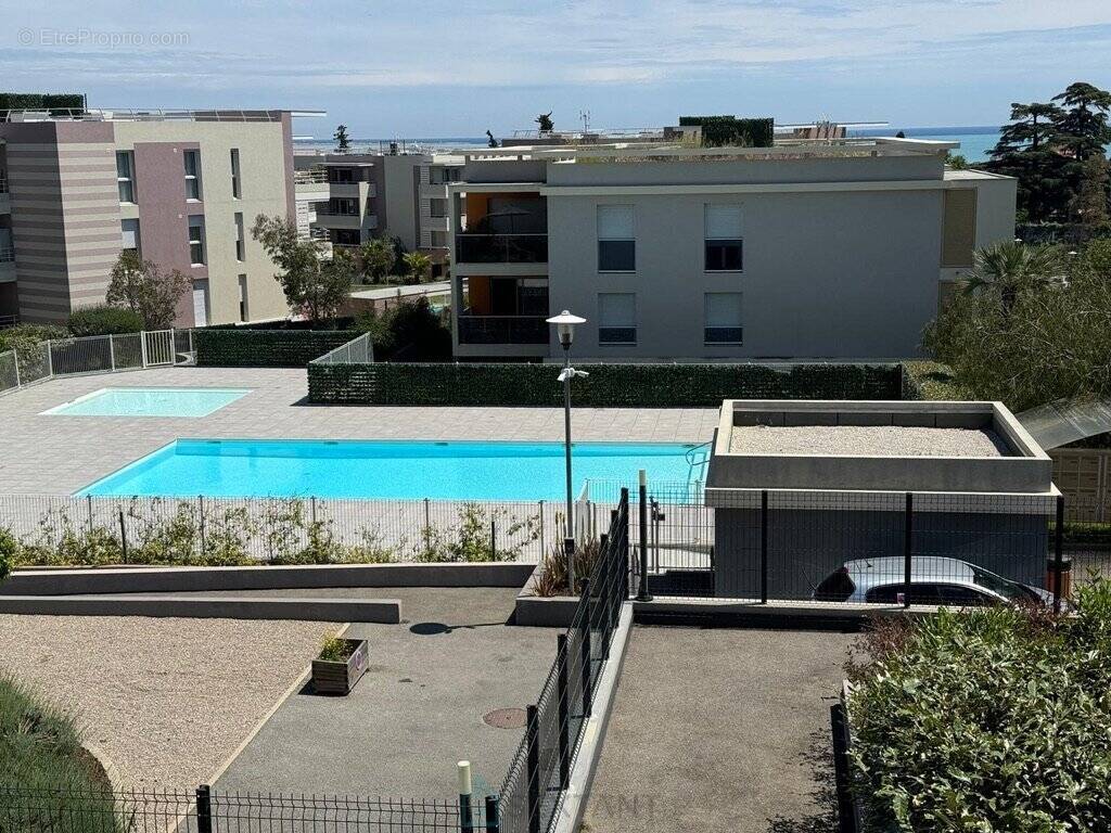 Appartement à VILLENEUVE-LOUBET