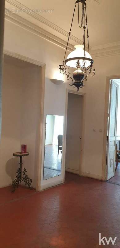 Appartement à MARSEILLE-6E