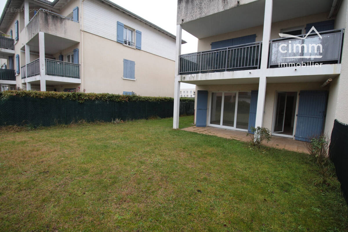 Appartement à SAINT-ETIENNE-DE-SAINT-GEOIRS